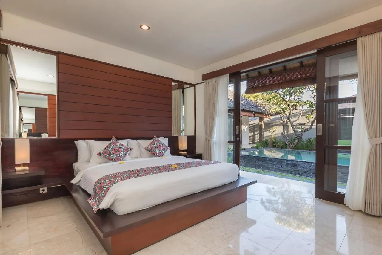 Villa Litera Seminyak  Seminyak (Bali)